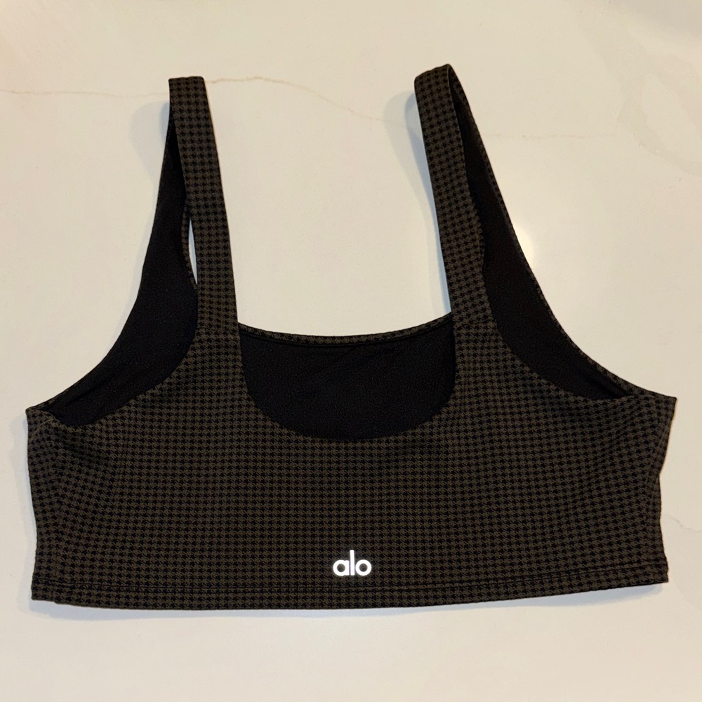 Alo Yoga Sports Bra - Picture 6 of 7